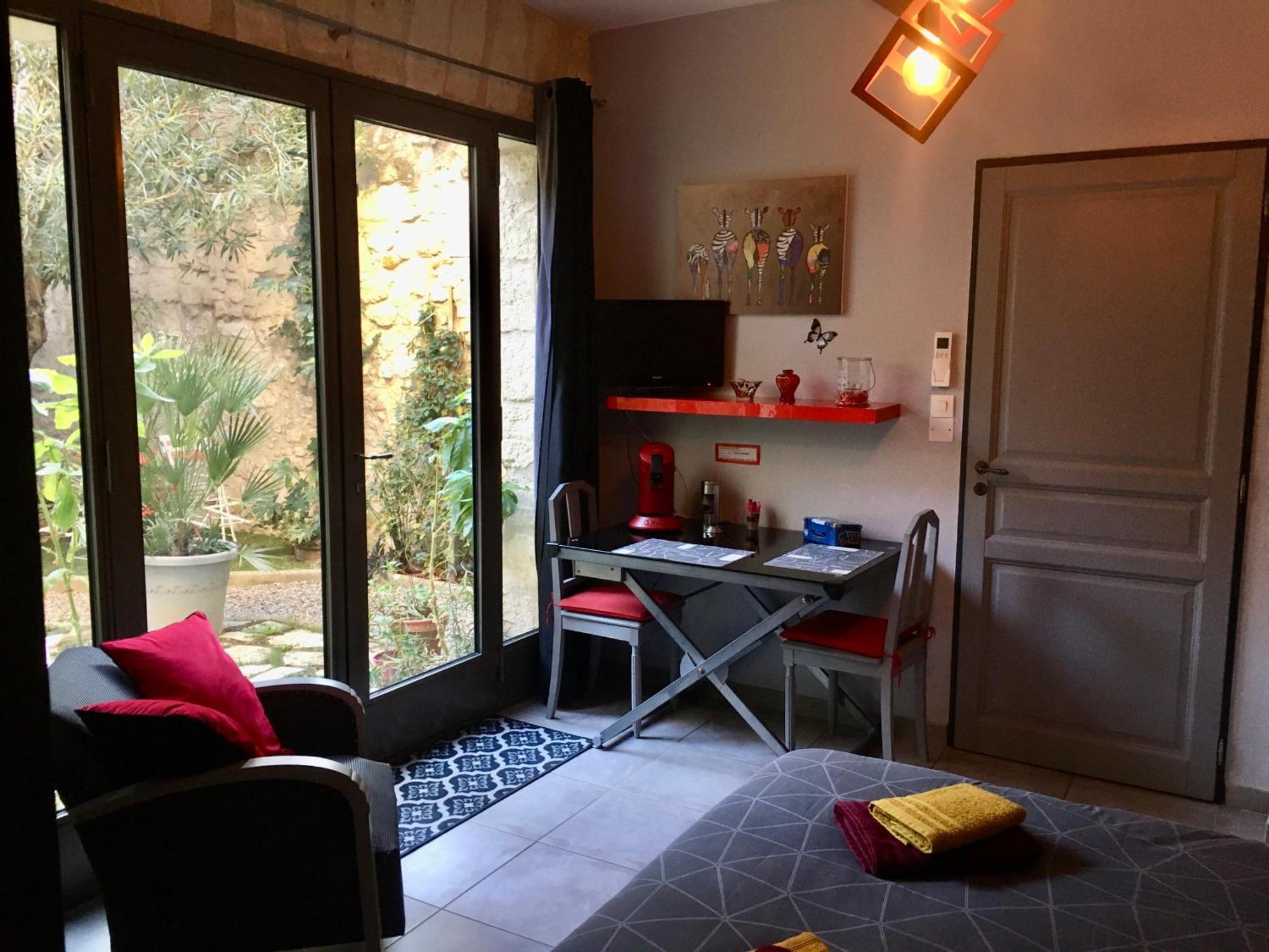 Chambre Sur Jardin Secret - Avignon Centre - Climatisee Exteriér fotografie